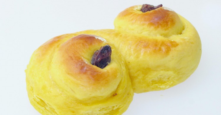 Saffron_bun_20051213_001